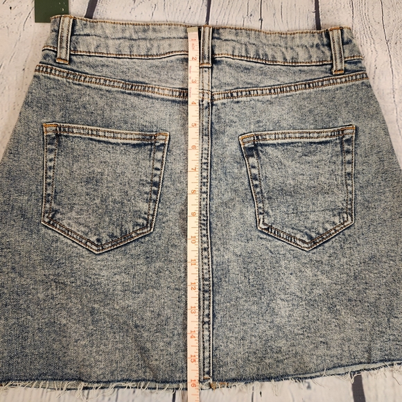 NWT Wild Fable Light‎ Blue Denim A-Line Skirt - Picture 3 of 4